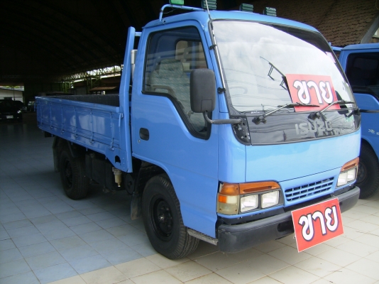 4ล้อเล็กISUZU nkr 100 แรง