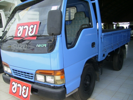 4ล้อเล็กISUZU nkr 100 แรง