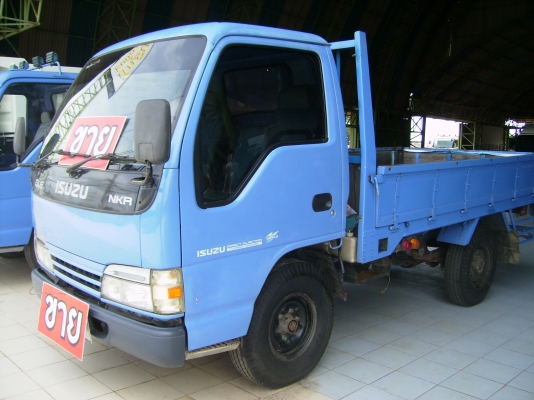 4ล้อเล็กISUZU nkr 100 แรง