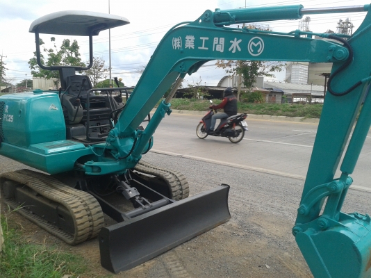 ขายรถแบ็คโฮ ขุด-ดัน KOMATSU pc 25-1  รุ่น 7