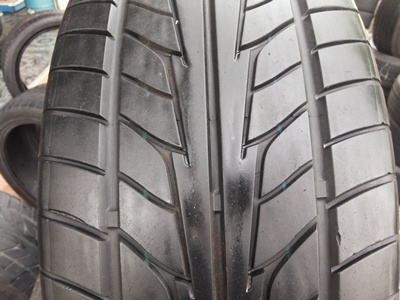 ขายยาง235/35/19 ปี 2809 NITTO NT555 Japan  1  คู่