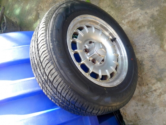 ขายแม็กเบนซ์คลาสสิค 4 วง พร้อมยางดอกเต็มๆปี09