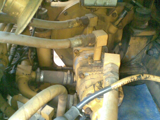 ต้องการขายรถขุดยี่ห้อkomatsu-pc60-2รถนำเข้าจากญี่ปุ่น ต้องการขายรถขุดยี่ห้อkomatsu-pc60-2รถนำเข้าจากญี่ปุ่น