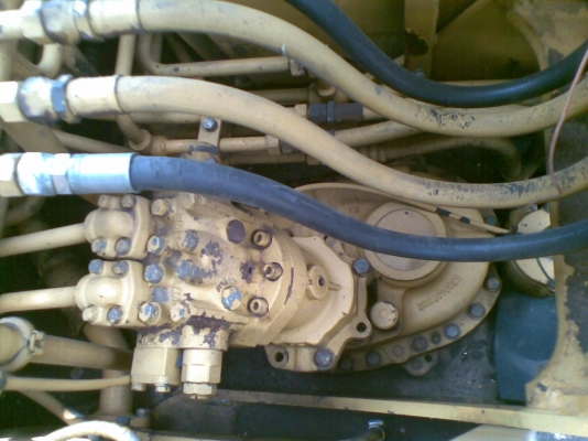 ต้องการขายรถขุดยี่ห้อkomatsu-pc60-2รถนำเข้าจากญี่ปุ่น ต้องการขายรถขุดยี่ห้อkomatsu-pc60-2รถนำเข้าจากญี่ปุ่น