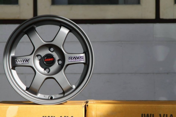 ล้อใหม่15" TE37 4รู100 กว้าง7 ออฟ38 สีเทากัลด้าน งานเหมือนแท้