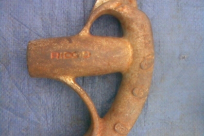 ตัวดัดเหล็กขนาด 7 หุนสภาพพร้อมใช้งานครับใช้งานดีครับขนาด เกือบ 1  นิ้วครับราคานี้คุ้มครับสวยๆครับ