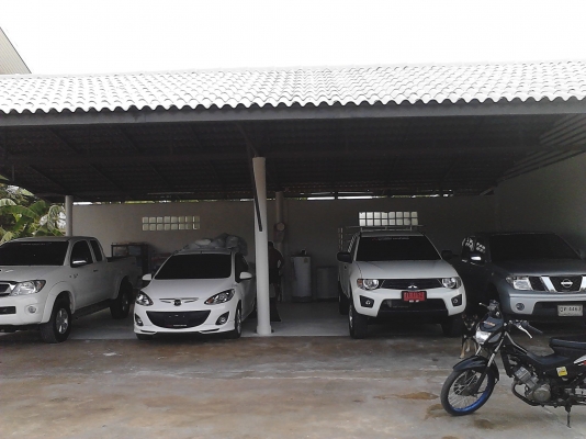 ต้องการขาย นิสสัน นาวาร่า 4ประตู ราคา495000ต่อรองได้ครับ