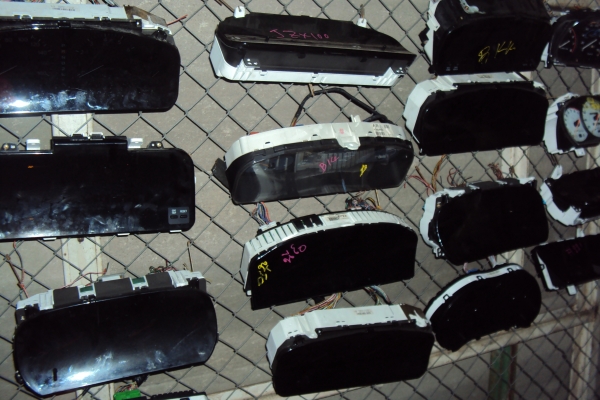 ขายจอไมล์รถยนต์ ทั้งญี่ปุ่นและยุโรป มีให้เลือกจำนวนมาก ขายจอไมล์รถยนต์ ทั้งญี่ปุ่นและยุโรป มีให้เลือกจำนวนมาก