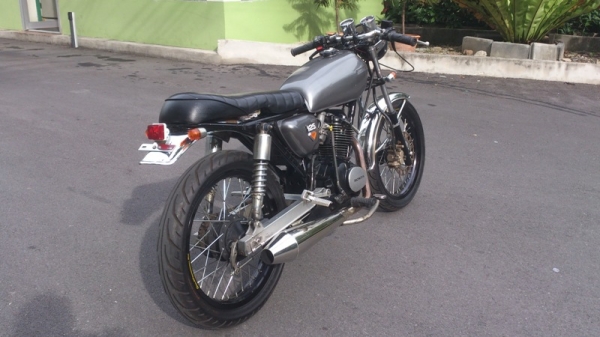 ขายHONDA CG110 Cafe แต่งเต็มรถสวยเครื่องแน่น เล่มส้ม