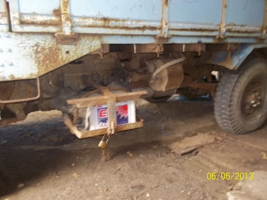 ขาย4ล้อกลาง  นิสสันคาร์บอนเครี่องอิซูสุ85แรง พร้อมใช้