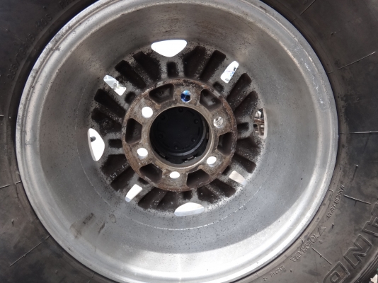 ขายล้อ 2 ชุด