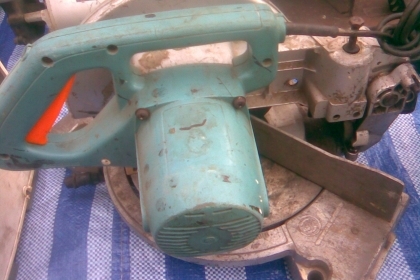 เครื่องตัดองศามาmakita12 นิ้วสภาพดีครับเดิมๆครับขนาด 12  นิ้วครับ  ตัดได้ทั้งไม้และเหล็กครับ  เป็นของแท้ครับราคานี้สุดคุ้มครับไม่ต้องเบิกใหม่ครับ