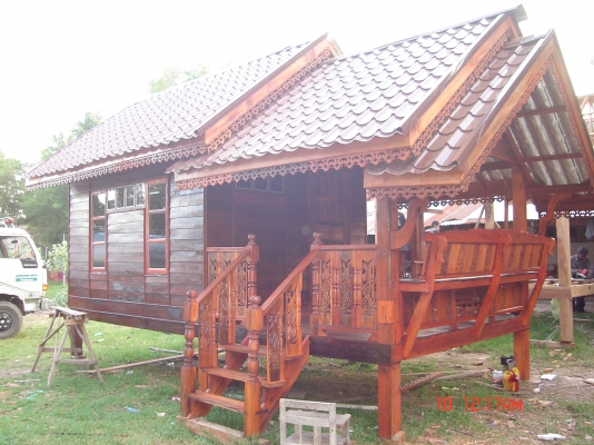 บ้านน๊อคดาวน์ร้อยเอ็ด