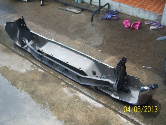 ขายกันชนท้ายกระบะ