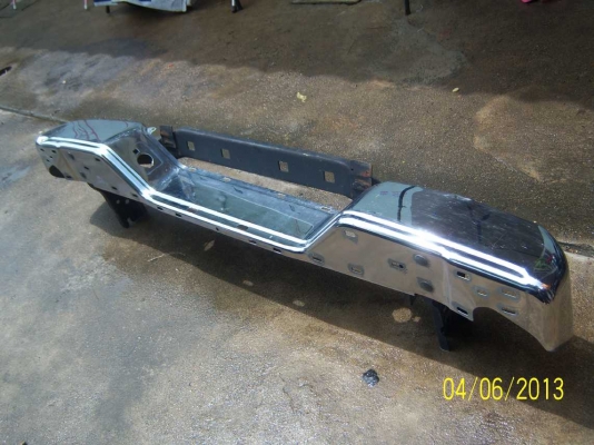 ขายกันชนท้ายกระบะ