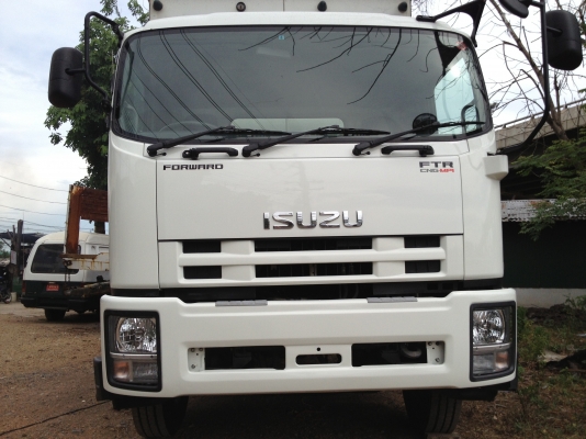 ขาย ISUZU FTRหัวโรโบคอบ CNG ห้างแท้ออกตรีเพชรปี 53 ตู้แห้งอลูมิเนียม10บาน 7.5เมตร เหมือนรถใหม่ จดทะเบียน ตุลาคม 2553