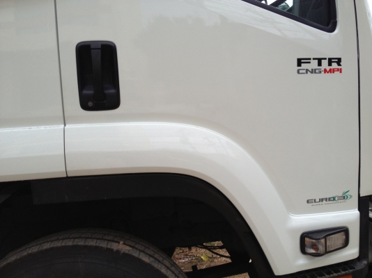 ขาย ISUZU FTRหัวโรโบคอบ CNG ห้างแท้ออกตรีเพชรปี 53 ตู้แห้งอลูมิเนียม10บาน 7.5เมตร เหมือนรถใหม่ จดทะเบียน ตุลาคม 2553