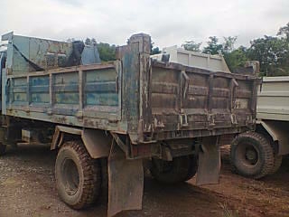 ขาย รถดั้ม NPR