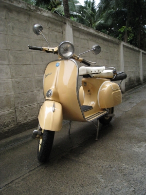 vespa (italy) sprint 150 เเละ px150 เดิมๆ สภาพสวย ทะเบียนโอน