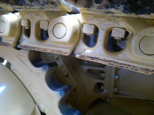 ขายแทรคเตอร์ D4E CAT เครื่องยนต์ 43V S/N 52X