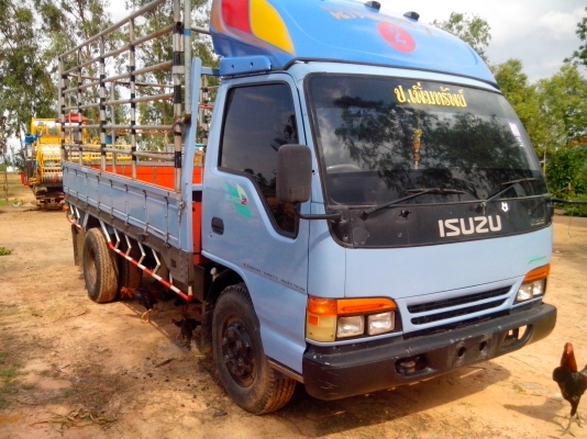 ขายด่วน NPR 120 ฝาดำ ปี 38