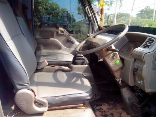 ขายด่วน NPR 120 ฝาดำ ปี 38