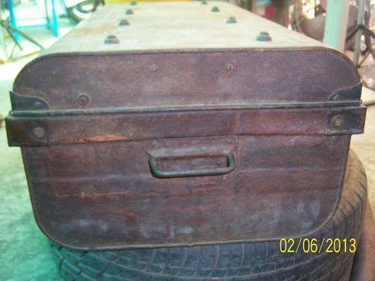 หีบเหล็กของเก่า หีบเหล็กของเก่า