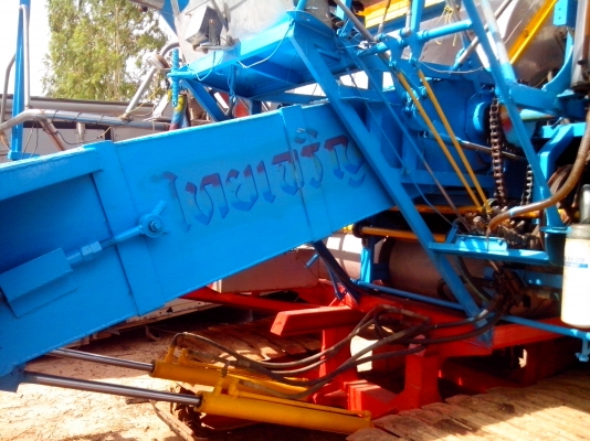 ขายด่วน รถเกี่ยวไทเจริญ