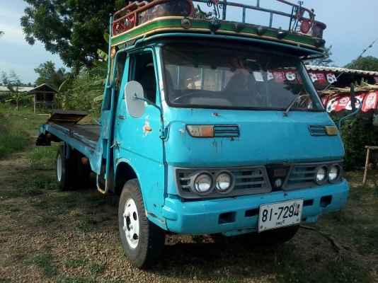 อีซูซุ 6 ล้อ 100 แรง เครื่องดี ครัดซียังไม่ผุพอได้ ยาว 4 เมตร 30  ใช้งานขนย้ายแทรกเตอร์แม็คโคเล็กหางพับขึ้น ขาย 185000