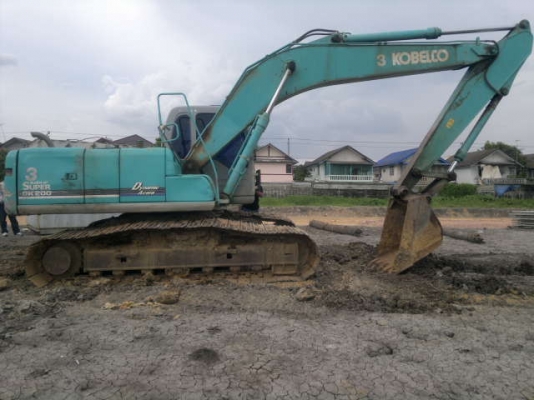 ขายรถแบคโฮ KOBELCO SK-200-YN-10 ซีเรี้ยล.41300 กว่า ไฟฟ้าเต็ม เอกสารใบอิมวอย สภาพรถทำงานราคาย้อมๆ ต่อรอง สนใจรีบจองด่วน