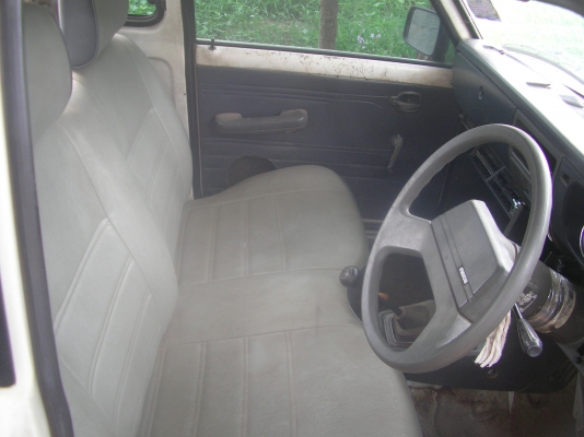 มาสด้า  5เกียร แอร์เย็น ระบบไฟCDI ภาษีไม่ขาด พร้อมใช้งาน