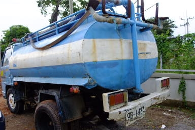 ขายถั้ง น้ำ พร้อมใช้อุปกรณ์ ครบ มาก สวย เหมือนใหม่ ไม่มีผุ. หรือเอารถด้วย280000