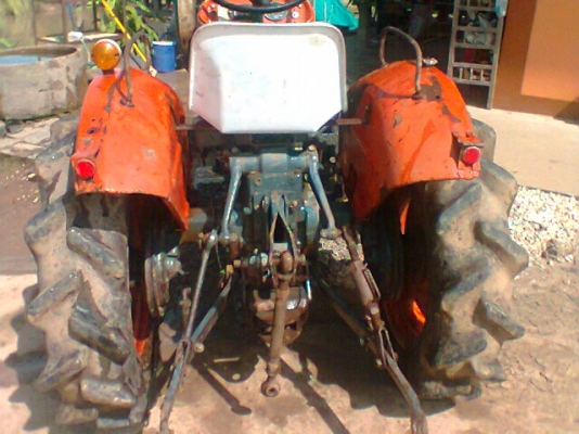 ขายคูโบต้า18แรงเพลายอย พร้อมผานสี่และล้อเหล็ก