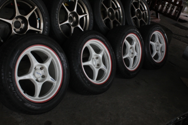 ขายล้อPRO1 ขอบ17 5/114 กว้าง7.5 พร้อมยาง ถูกๆ 13000.-