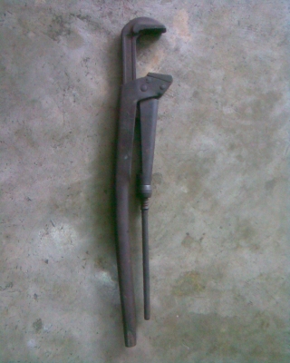 ประแจคอม้า 5 นิ้วสวีเดนสภาพเดิมครับขนาด 5 นิ้ว ของสวีเดนครับ งานเก่าครับสวยๆครับแท้แน่นอนครับ ใช้งานปกติครับคุ้มครับราคา