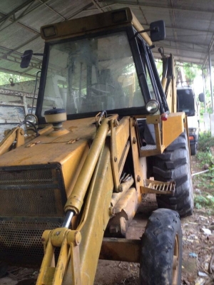 รถตัก JCB เพลาเดียว  สนใจติดต่อ 081 - 6079515