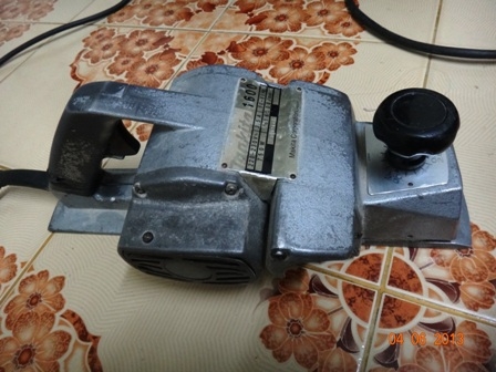 กบไฟฟ้า 3 นิ้ว Makita รุ่น 1600 (750w.) ใช้งานได้ปกติ ราคาถูกๆ