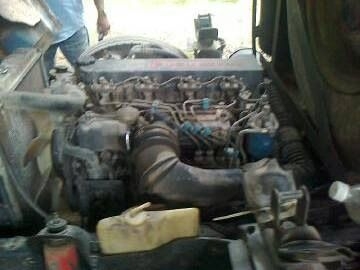 รถอิซูซุ 6 ล้อดั้ม NPR เปลื่ยนเครื่อง 120 แรงม้า ปี 36  สนใจติดต่อ 081 - 6079515