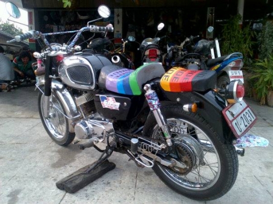 ขาย หรือ แลก kawazaki B1 มีทะเบียน รถสวย เครื่อง ดี แรกมากๆ พร้อมใช้ ลองดูคับ ขาย 17500 ขาย หรือ แลก kawazaki B1 มีทะเบียน รถสวย เครื่อง ดี แรกมากๆ พร้อมใช้ ลองดูคับ ขาย 17500