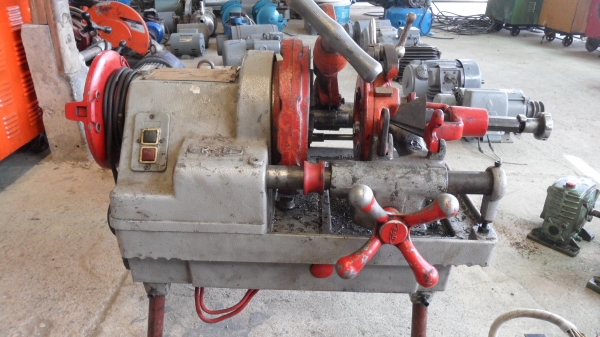 เครื่องต๊าบเกลืยว