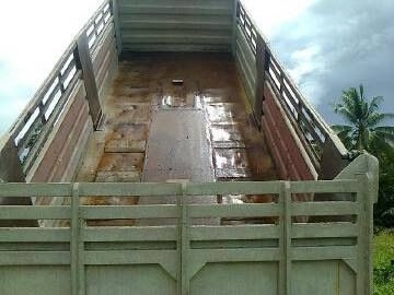 รถฮีโน่ 10 ล้อดั้ม 220 แรงม้า สนใจติดต่อ 081 - 6079515 รถฮีโน่ 10 ล้อดั้ม 220 แรงม้า สนใจติดต่อ 081 - 6079515