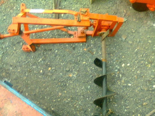 เครื่องขุดเจาะหลุม สภาพดีเยี่ยม พร้อมใช้งาน