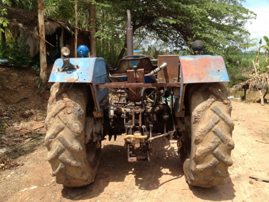 ขายรถไถใหญ่ถูกๆจอดไว้ไม่ได้ใช้ ขายทิ้งเลย 39000 บาท รถเครื่องติดขับได้นะคับ ขายรถไถใหญ่ถูกๆจอดไว้ไม่ได้ใช้ ขายทิ้งเลย 39000 บาท รถเครื่องติดขับได้นะคับ