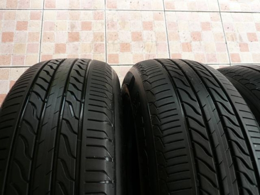 ขายยาง MICHELIN LC----205-65-15----สวยๆ (1ชุด)