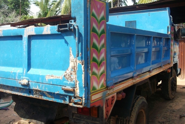 NPR  115 Fหน้าหลัง  สวยพร้อมลุย  เล่มทะเบียน