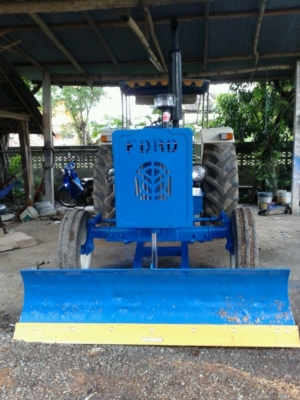 ### ขายรถไถฟอร์ด 6610 สภาพเยี่ยม พร้อมใช้ ราคาถูกครับ ###