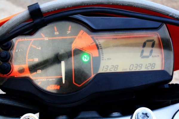 __ขาย/แลก KTM 690 smc ปี09 (สรรพสามิตตัวจริง) 280,000บาท__ __ขาย/แลก KTM 690 smc ปี09 (สรรพสามิตตัวจริง) 280,000บาท__