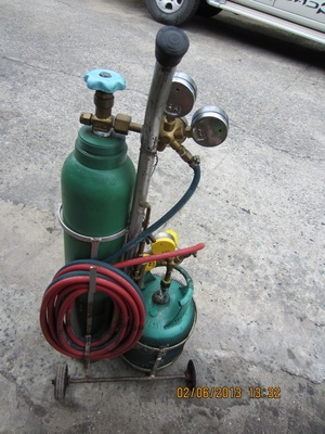 ขายด่วนชุดเชื่อมแก็สสนามของใหม่ไม่ได้ใช้ ราคามือสอง 3,500