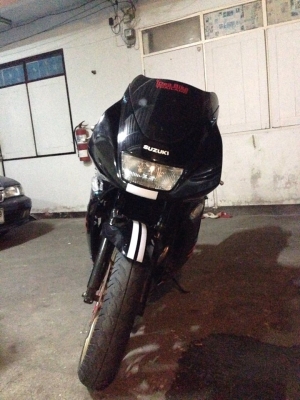 ขาย suzuki RF400 เครื่องสลิ้งช๊อต 750 ขาย suzuki RF400 เครื่องสลิ้งช๊อต 750