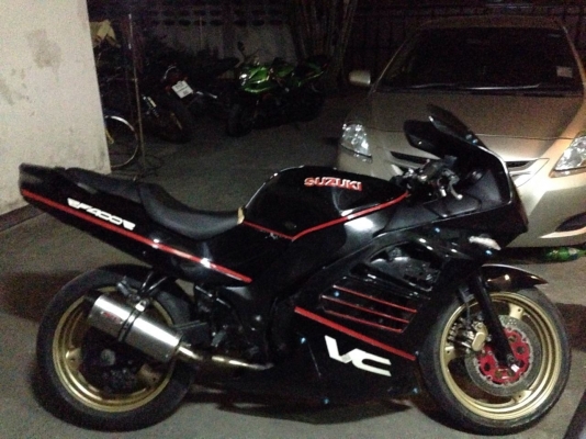 ขาย suzuki RF400 เครื่องสลิ้งช๊อต 750 ขาย suzuki RF400 เครื่องสลิ้งช๊อต 750